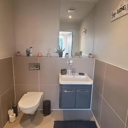 Apartment Amazing London 1 Bedroom Flat In Astral House As18 Norbury (Greater London)