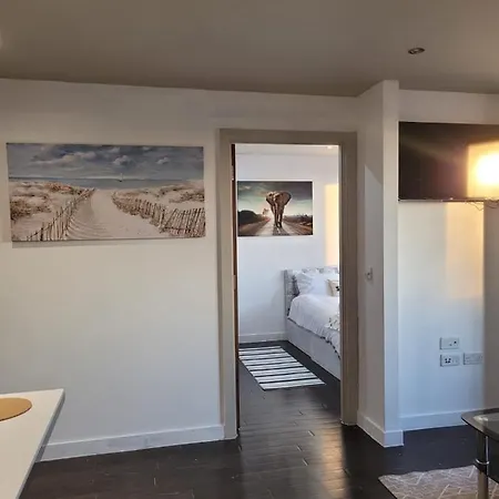 Apartment Amazing London 1 Bedroom Flat In Astral House As18