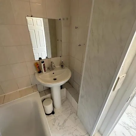 4 Floor New Miles Apartament *