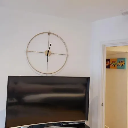 3 Bedroom In Central Sleep 10 Hy2