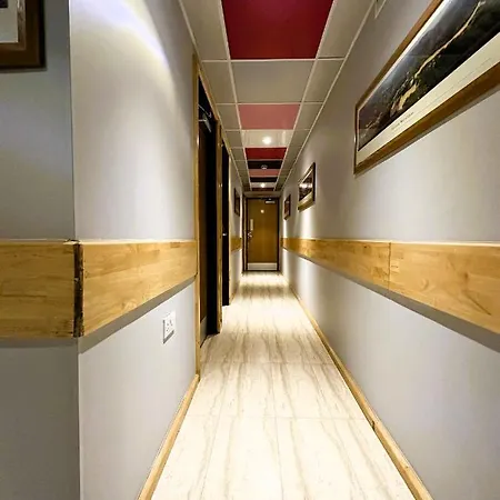 Eurotraveller Hotel- Express 3* Londra