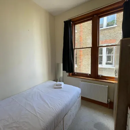Quarto em Acomodações Particulares Elgin Avenue Hububb *
