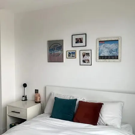 Apartment Stylish 2bd Flat With Private Balcony - Battersea *