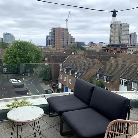 Apartment Stylish 2bd Flat With Private Balcony - Battersea