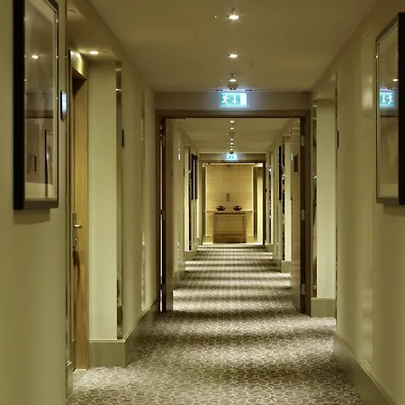 Doubletree By Hilton Victoria Ξενοδοχείο