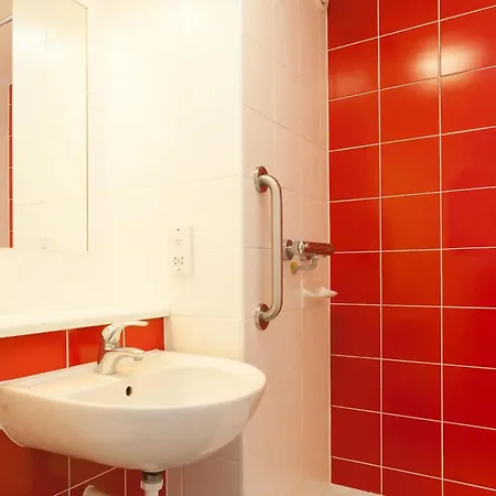 Travelodge Tower Bridge Hotel London