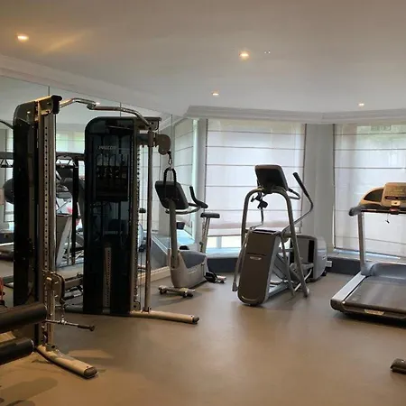 Cheval Thorney Court At Hyde Park Aparthotel 5*