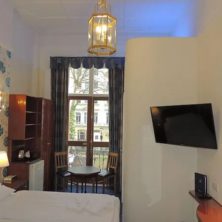 Dolphin 3* Londen
