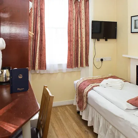 Hotel Dolphin 3*