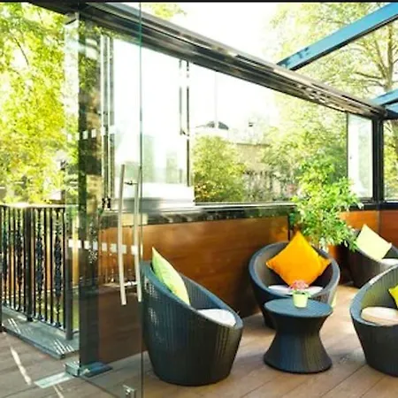 The Park City Grand Plaza Kensington