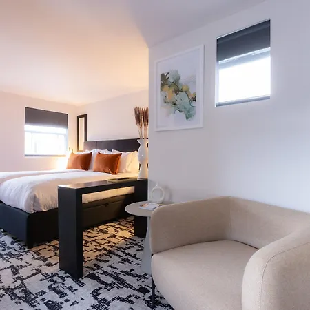 La West - Hyde Park Hotel 4*