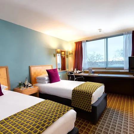Hotel Copthorne Tara Kensington 4*
