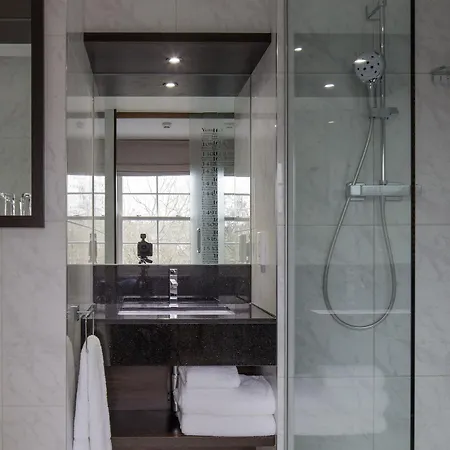 Doubletree By Hilton - Greenwich Szálloda 4*