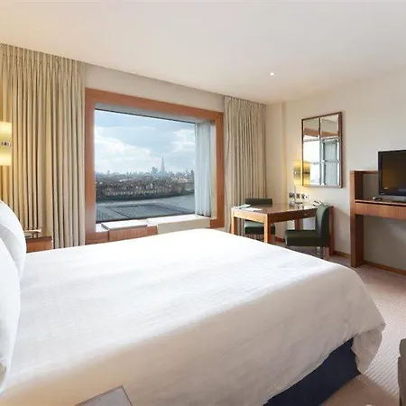 Canary Riverside Plaza Otel 5*