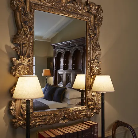 Batty Langley's 5* London