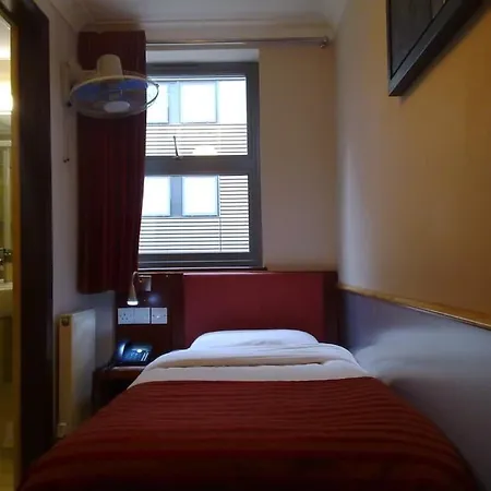 Otel Eurotraveller Hotel- Express 3*