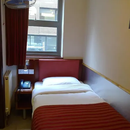 Otel Eurotraveller Hotel- Express 3*