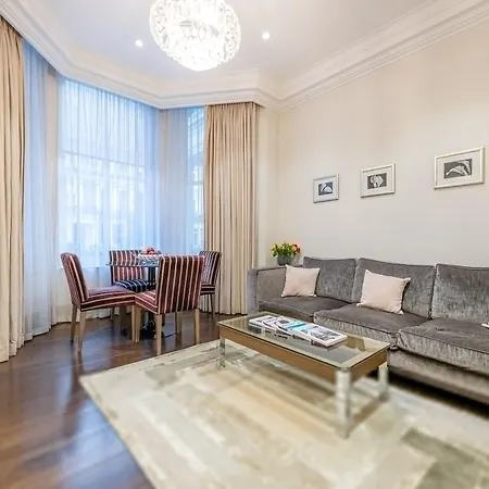 Claverley Court Knightsbridge