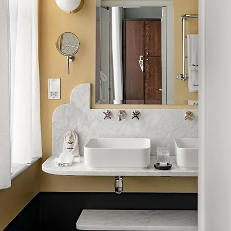 Hotel Henrietta Experimental 4*