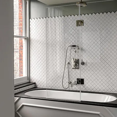 Hotel Henrietta Experimental Londyn