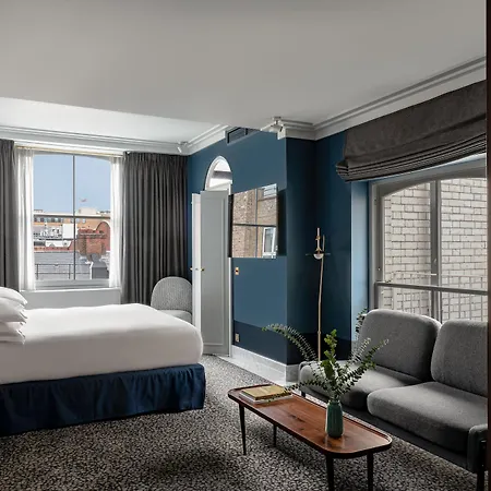 Henrietta Experimental Hotel