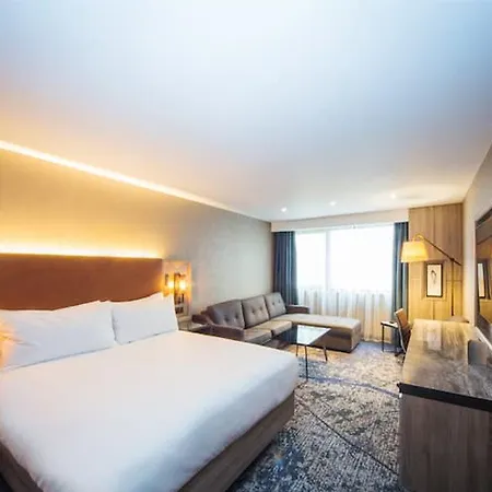 Hotel Doubletree By Hilton London Kingston Upon Thames