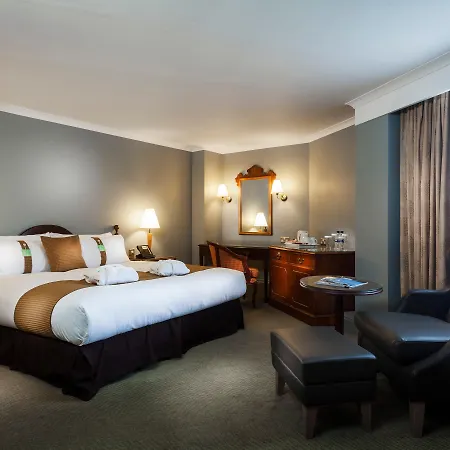 Hotel Holiday London Sutton By Ihg 4*