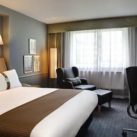 Hotel Holiday London Sutton By Ihg 4*