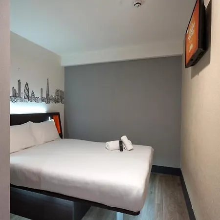Easyhotel Shoreditch Hotel