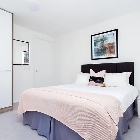 Clover Court By Aeria * Londres