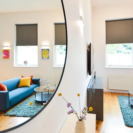 Spacious West Hampstead With Mezzanine Bedroom By Concept Apartment London