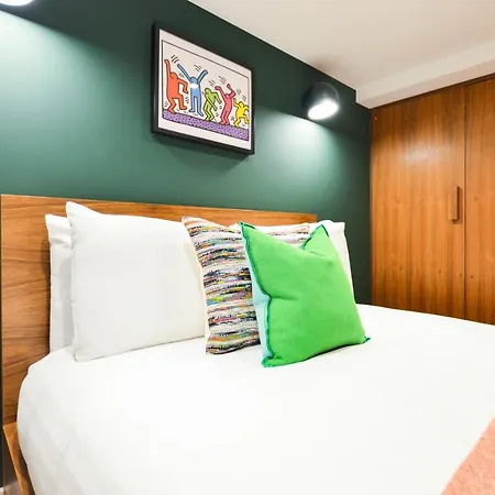 Spacious West Hampstead With Mezzanine Bedroom By Concept Apartment London