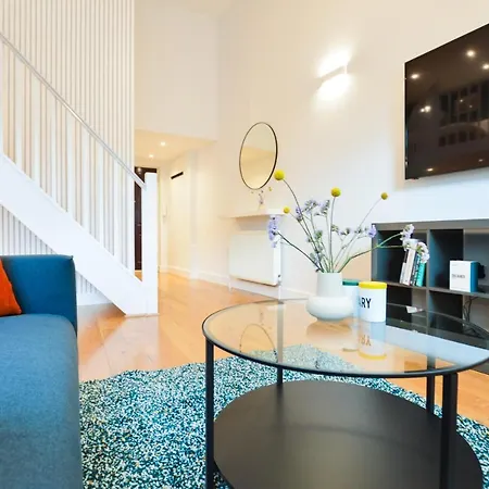 Spacious West Hampstead With Mezzanine Bedroom By Concept * London