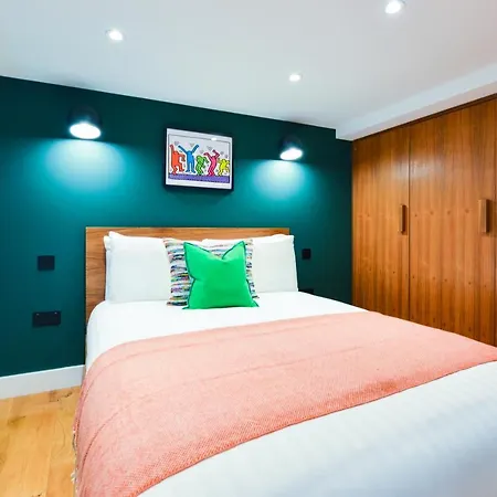 Apartment Spacious West Hampstead With Mezzanine Bedroom By Concept *