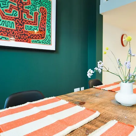 Apartment Spacious West Hampstead With Mezzanine Bedroom By Concept London