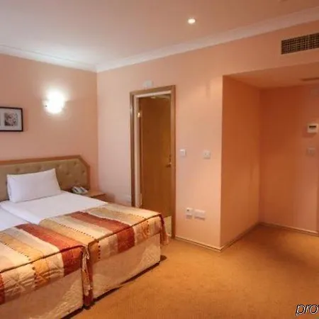 Hostel St Georgio *