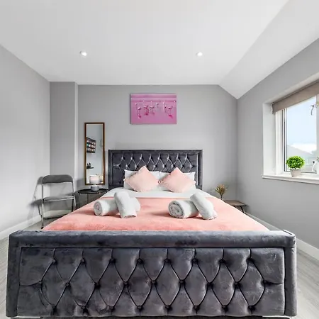 Heathrow Stays - Tw13 * Feltham