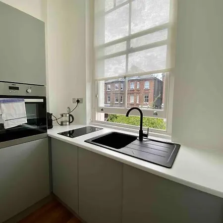 Stylish Near Regents Park N6