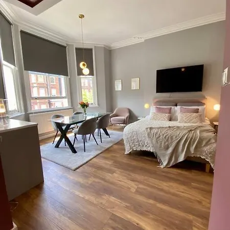 For 3 Near Regents Park N5