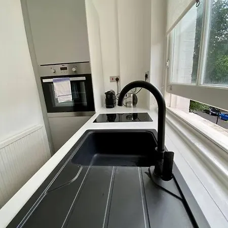 Apartment For 3 Near Regents Park N5 London