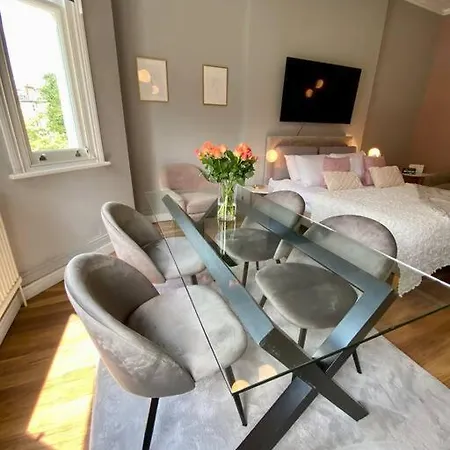 Apartment For 3 Near Regents Park N5