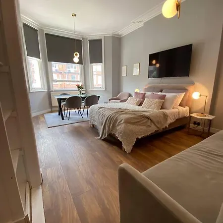 Apartment For 3 Near Regents Park N5 London