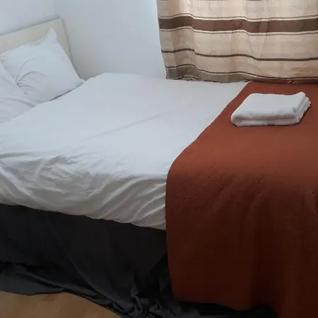 Apartament Flat 11, Soane Court Londyn