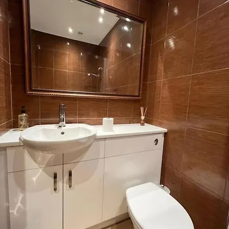 アパート Spacious 2bed/2bath Flat Next To Eye