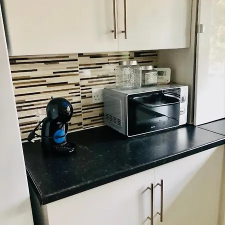 Location- 2 Bedroom * Londres