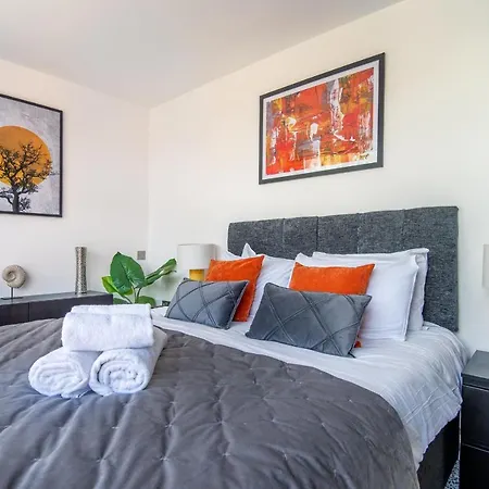 Stunning 2bed Brick Lane London