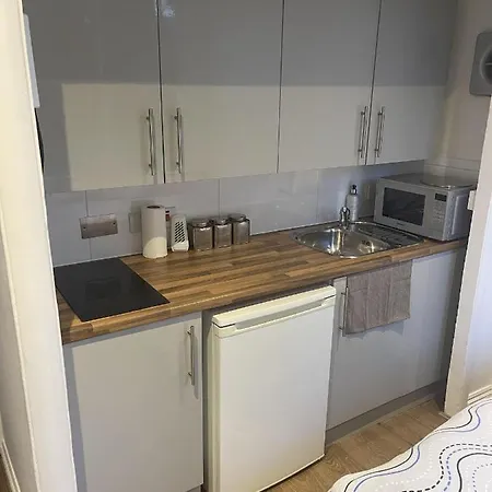 Apartment Charming In - 1 Person Only *