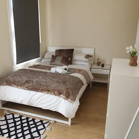 Cozy Bedroom C