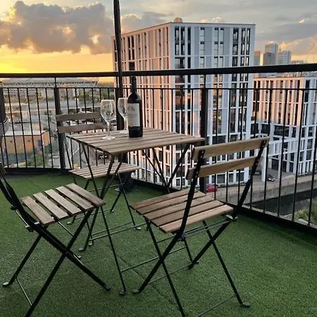 Cozy Flat With Balcony *