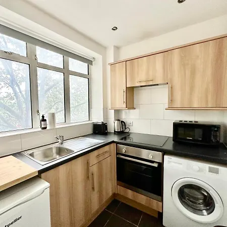Apartment Modernist Studio In Fitzrovia